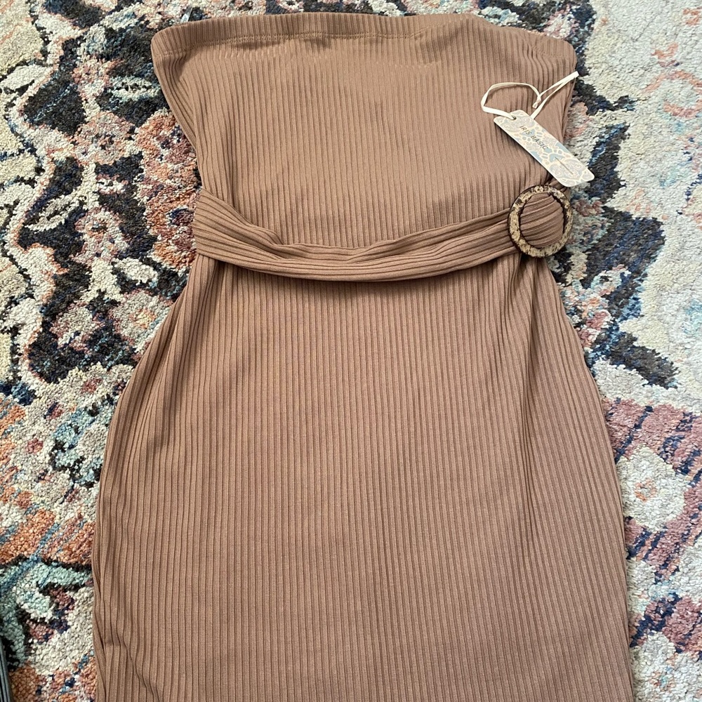 Strapless belted dress
